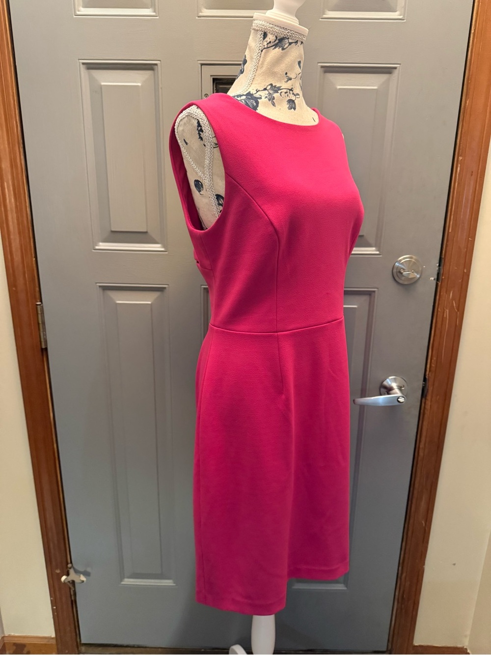 Betsey Johnson -Pink Open Back Dress Size 10 Cocktail Wedding Guest Fuchsia EUC - Picture 2 of 15